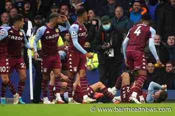 Everton fan who threw plastic bottle at Villa players avoids jail - Barrhead News