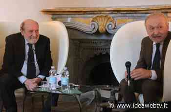 Cuneo: l’illuminata conferenza del filosofo Umberto Galimberti sul tema del denaro a Villa Tornaforte (FOTO) - IdeaWebTv