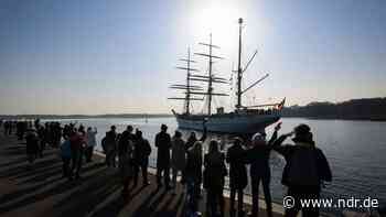 "Gorch Fock" ist zurück im Heimathafen Kiel - NDR.de