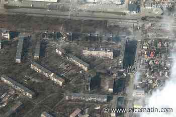 Emmanuel Macron annonce que la France, la Turquie et la Grèce vont mener une "opération humanitaire" d'évacuation de Marioupol