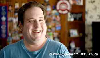 Port Colborne entertainer who played Santa convicted on child pornography charges - Niagara Falls Review