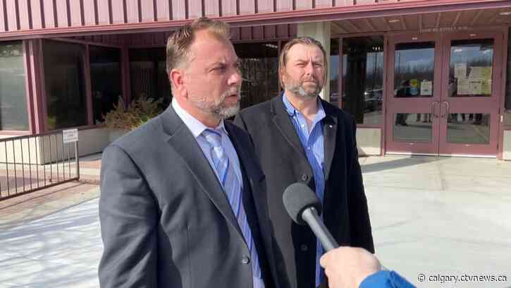 Calgary preacher arrested in Alberta border blockade gets bail