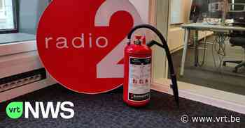Twee 16-jarigen stelen brandblusser en reclamebord uit Radiohuis in Leuven - VRT NWS
