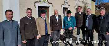 Arbeiter- und Burschenverein ehrt viele treue Mitglieder - Traunsteiner Tagblatt