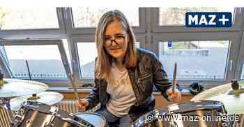 Rathenow: Das Herz von Eleonora Brennecke aus Bützer schlägt fürs Schlagzeug - Märkische Allgemeine Zeitung