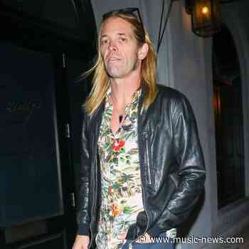 Tributes pour in for Taylor Hawkins