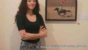 Photographic works selling for refugees - Western Advocate