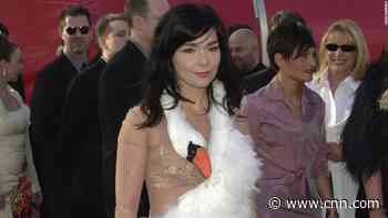 New book reveals real stories behind history's most unforgettable Oscar looks