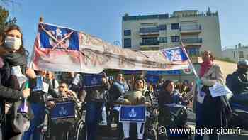 Vaucresson : élèves et personnels de Toulouse-Lautrec bloquent la D907 pour protester contre la suppression d’un poste d’infirmière - Le Parisien