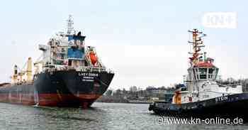 Schlepper sollen jetzt die Schleusen vor Kollisionen besser schützen