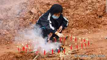 All 132 people on board China airliner reported dead in Monday's crash