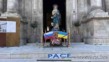 DAL CENTRO STORICO DI SULMONA PARTE IL MESSAGGIO DI PACE VERSO LA RUSSIA E L'UCRAINA - ReteAbruzzo.com