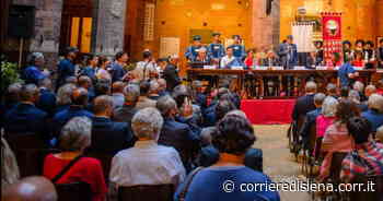 Palio di Siena, confermati gli artisti Sergeant e Anastasio per dipingere i Drappelloni - Corriere di Siena