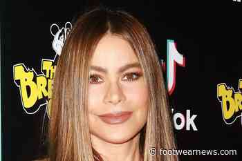 Sofia Vergara Is a Chic Tourist in Black Monochromatic Look and Chunky Combat Boots - Footwear News