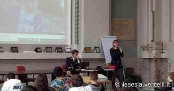 Vercelli: la Polfer incontra gli studenti del Francis Lombardi - La Sesia | Cronaca