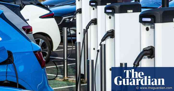 UK government vows 10-fold increase in electric car chargers by 2030