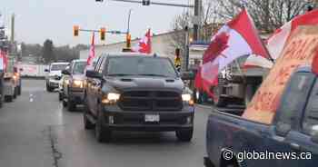 Vehicle convoy rolls through downtown Ottawa on its way to Vankleek Hill - Global News