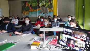 Aichach: Aichacher Gymnasiasten laufen mit Cornelia Funke virtuell durch ihr Haus | Aichacher Nachrichten - Augsburger Allgemeine