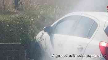 San Marino di Carpi. Scontro tra due auto: tranciato il tubo del gas scatta il piano sicurezza - La Gazzetta di Modena