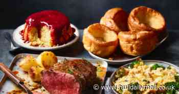 M&S leaves mums furious over £20 Mother's Day meal deal - Hull Live