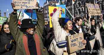 4.800 deelnemers aan 'vrouwenmars' trekken door Brussel - Het Laatste Nieuws