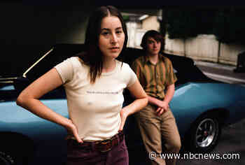 'Licorice Pizza' criticism grows ahead of Oscars. Critics say Hollywood still isn't listening.