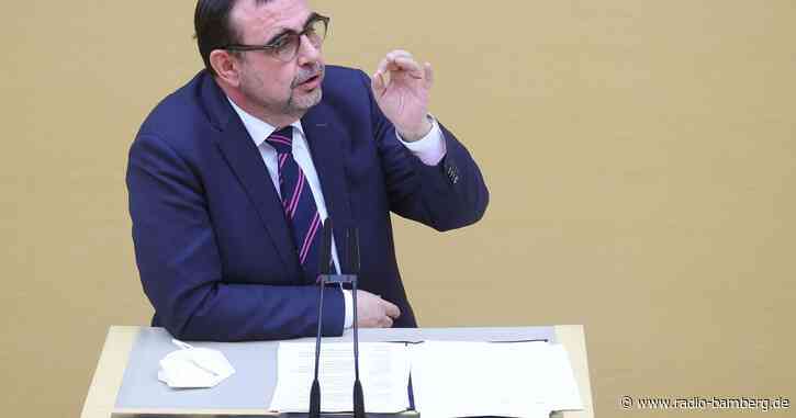 Holetschek will Maskenpflicht um vier Wochen verlängern