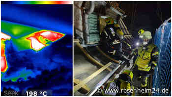 Brand im Dachstuhl: Feuerwehreinsatz bei alter Villa