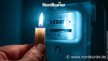 Feuerwehreinsatz: Autounfall sorgt für Stromausfall in Stralsund | Nordkurier.de - Nordkurier