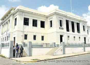Bomb threat at Sutton Street court - Cops call in bomb squad - Jamaica Observer