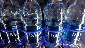 City of Ottawa aims to stop selling bottled water at its facilities - CBC.ca