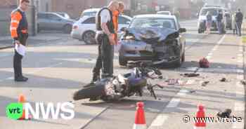 21-jarige motorrijder zwaargewond na ongeval in Eksaarde bij Lokeren - VRT NWS