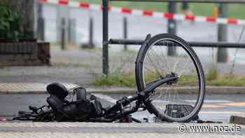 Zusammenstoß in einer Kurve: E-Bike-Fahrerin bei Unfall mit Pkw in Neuenhaus verletzt - NOZ