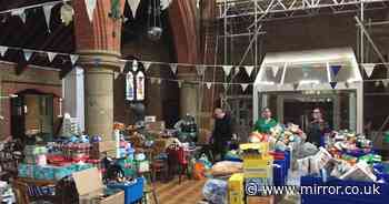 Boy, 14, rushed to hospital after 'collapsing with hunger' at London food bank - The Mirror