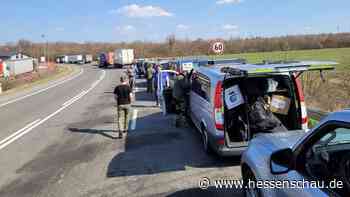 Frankfurter Polizei bringt Hilfsgüter und Einsatzfahrzeuge in die Ukraine - hessenschau.de