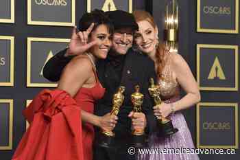 Jessica Chastain wins best actress Oscar for 'Tammy Faye' - Virden Empire Advance