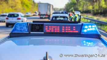 Gotha: Motorrad rast frontal in Auto – Fahrer stirbt noch vor Ort - Thüringen24