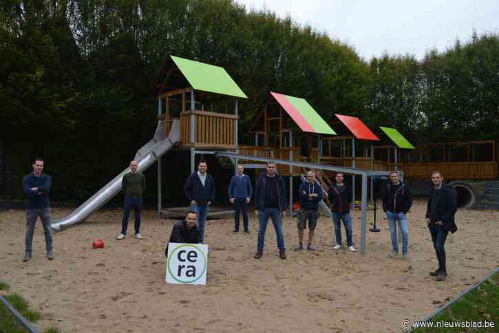 VBS Zulte bedankt ouderraad voor het bouwen van droomspeelplaats