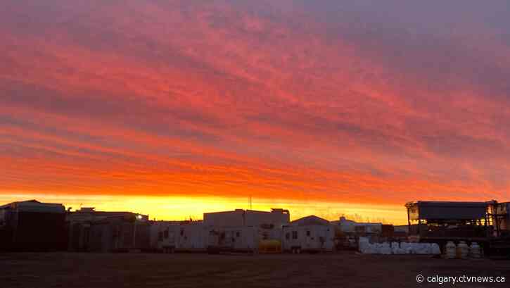 Warm days, cool nights and flurry potential in Calgary to end March