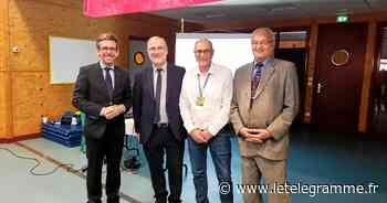 À Lorient, Gérard Hellec médaillé du Mérite fédéral handisport - Le Télégramme