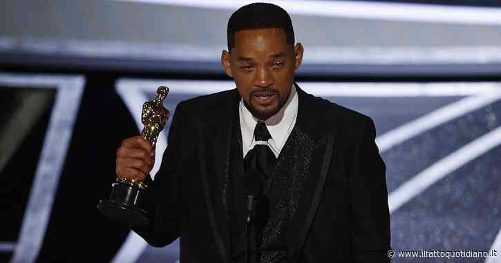 Oscar 2022, Will Smith rischia il ritiro della statuetta. Come stanno le cose: il precedente del litigio con Chris Rock e l’episodio con Muccino