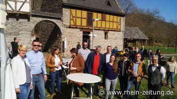 Neue Ausstellung in Bad Sobernheim: Freilichtmuseum startet bei Kaiserwetter in die Saison - Rhein-Zeitung