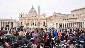 'Truth, justice and healing:' Metis and Inuit delegates meet with Pope Francis