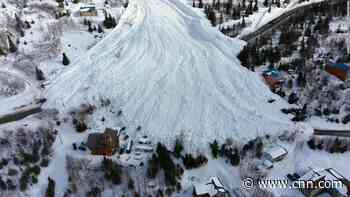 Anchorage residents allowed to return after massive avalanche, but dangerous conditions remain