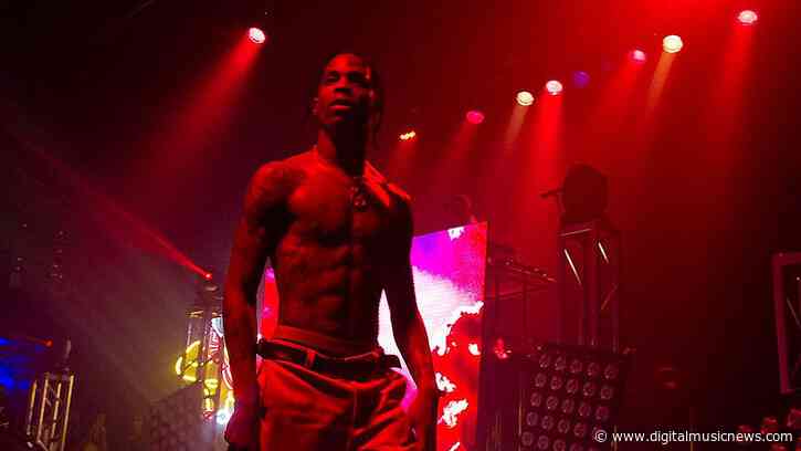 Travis Scott Plays First Performance After Astroworld – At an Oscars Party