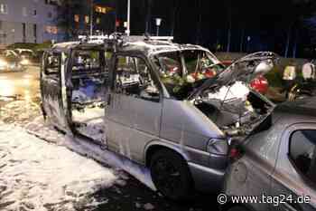 Feuerteufel steckt in Aachen mehrere Autos in Brand: Polizei bittet um Hinweise - TAG24