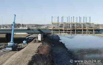 Bau der neuen Rheinbrücke Hard-Fußach schreitet voran - puls24