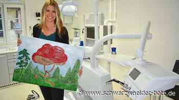 Bunte Bilder in der Praxis - Marion Danner stellt beim Haslacher Zahnarzt aus - Schwarzwälder Bote