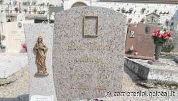 Danneggiata la lapide di don Vinicio Marcon al cimitero di Soranzen a Cesiomaggiore - Corriere Delle Alpi