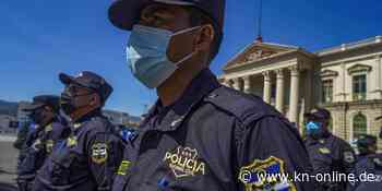 El Salvador: Polizei nimmt 1000 mutmaßliche Bandenmitglieder fest